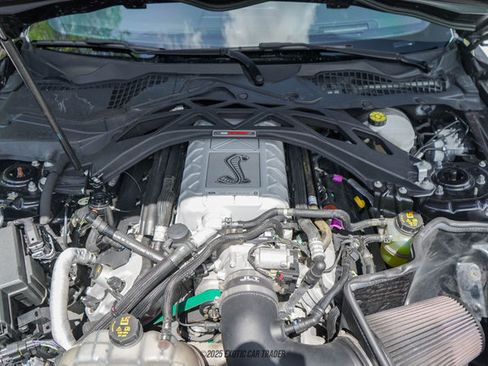 Used 2022 Ford Mustang Shelby GT500 w/ Technology Package image 23