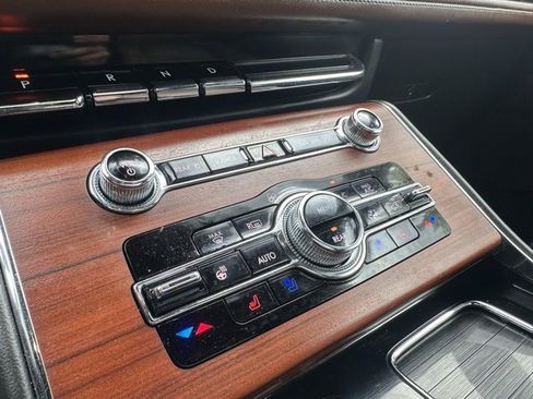 Used 2022 Lincoln Aviator Reserve w/ Equipment Group 201A image 29