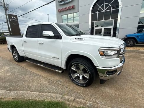 Used 2022 RAM 1500 Laramie AWD/4WD image 2