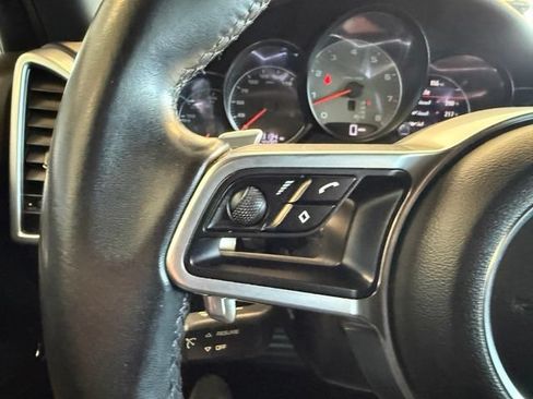 Used 2017 Porsche Cayenne S AWD/4WD image 20