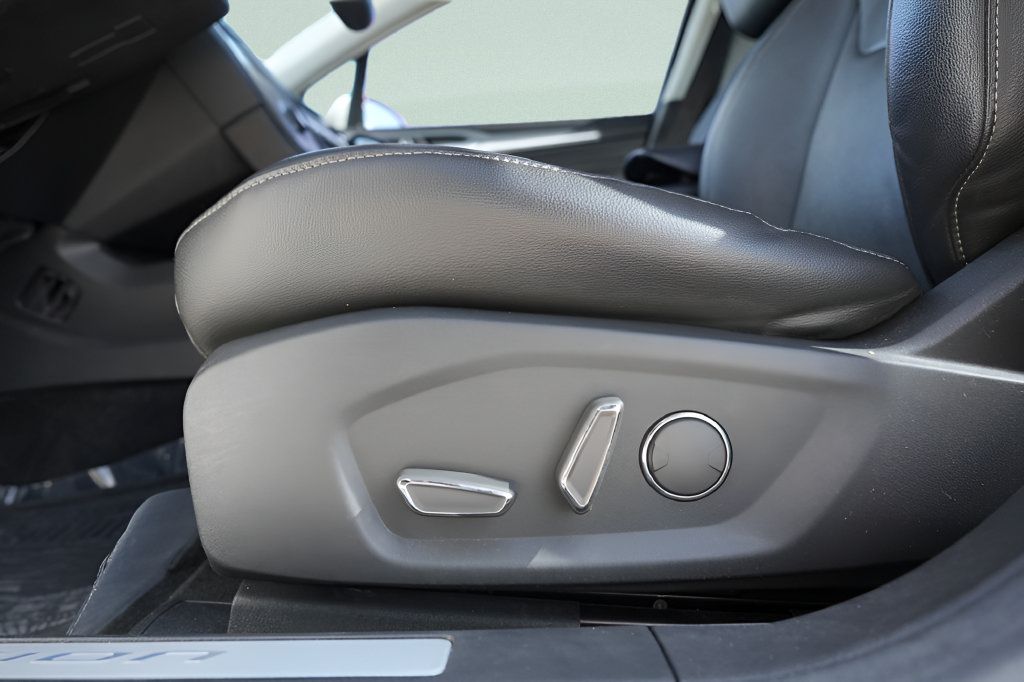 Used 2015 Ford Fusion Titanium FWD image 23
