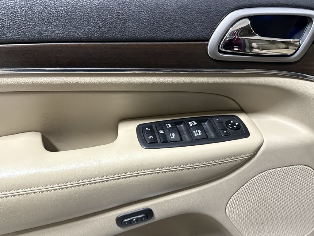 Used 2018 Jeep Grand Cherokee Limited AWD/4WD image 22