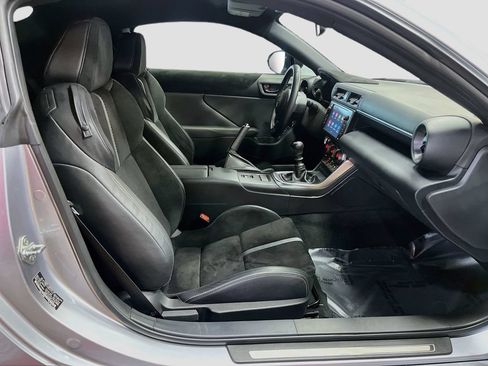 Used 2022 Toyota GR86 Premium w/ ALL Weather Mat Package (TMS) RWD image 26