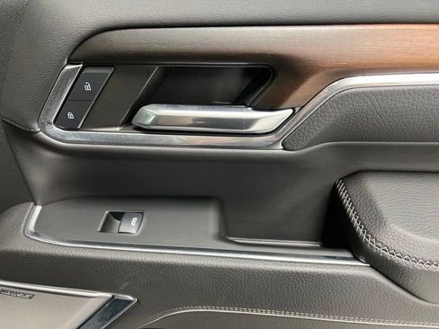 Used 2024 GMC Sierra 2500 Denali w/ Technology Package image 51