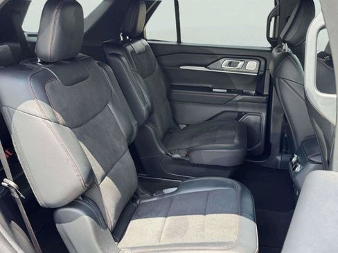 Used 2026 Ford Explorer ST w/ Sun And Sound Package AWD/4WD image 44