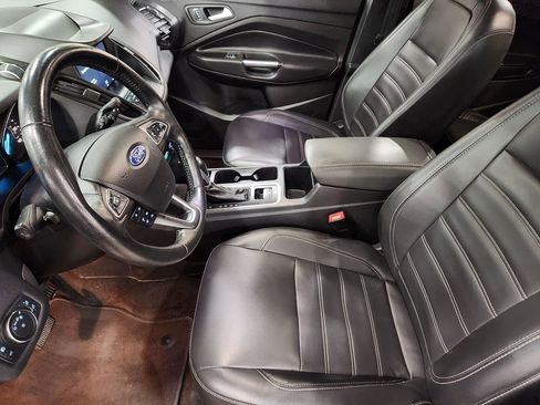 Used 2019 Ford Escape SEL image 31