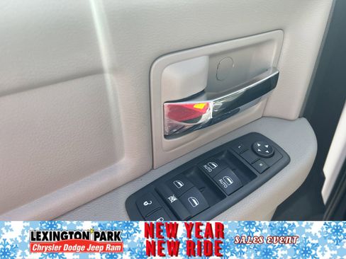 Used 2012 RAM 1500 Big Horn w/ Luxury Group image 12