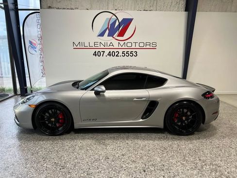 Used 2022 Porsche 718 Cayman GTS w/ Premium Package image 14
