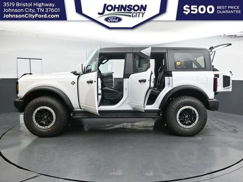 New 2026 Ford Bronco Outer Banks w/ Sasquatch Package AWD/4WD image 36