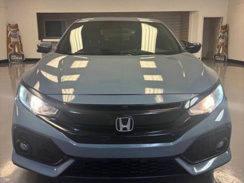 Used 2017 Honda Civic EX image 4