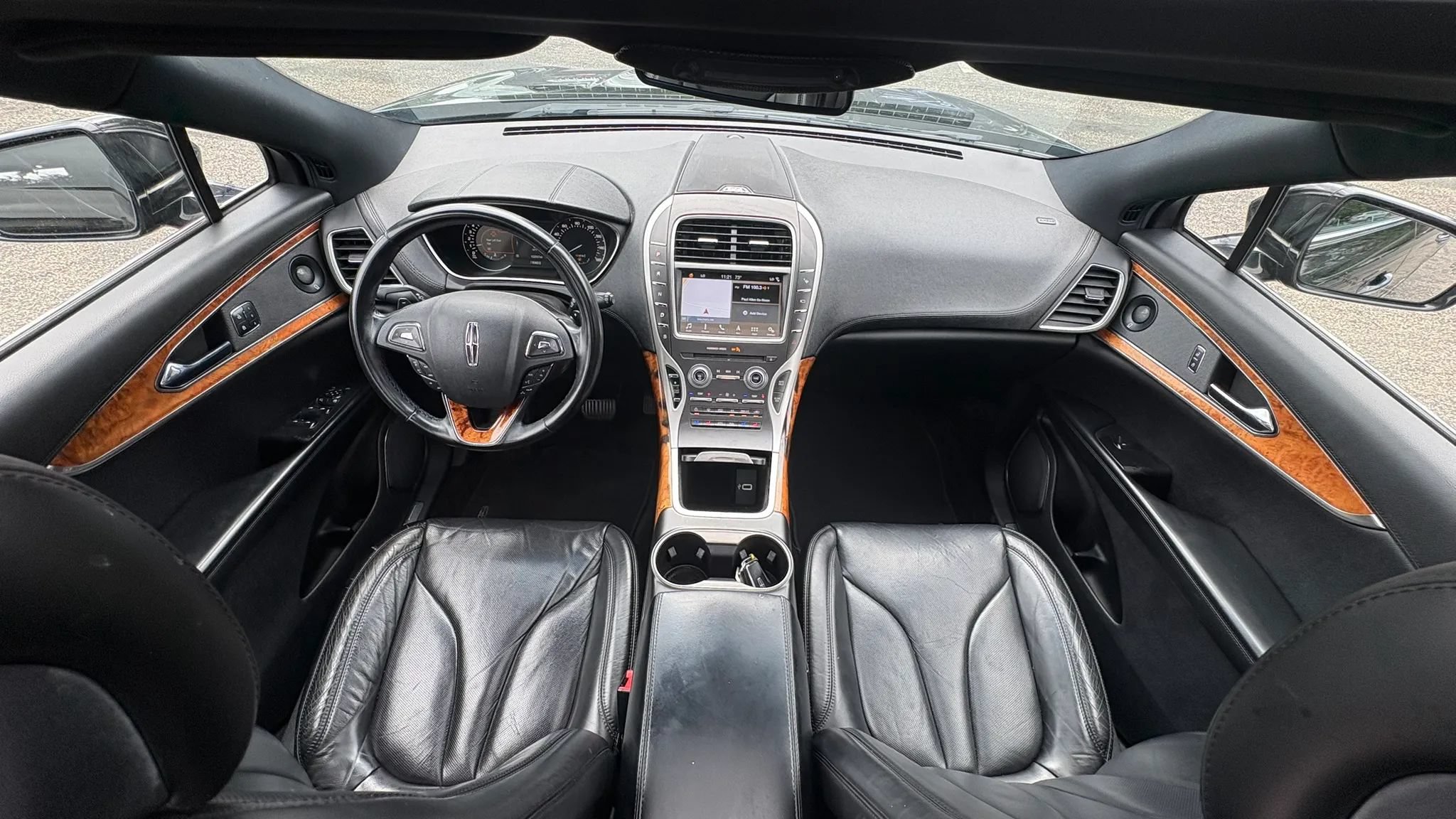 Used 2017 Lincoln MKX Reserve AWD/4WD image 22