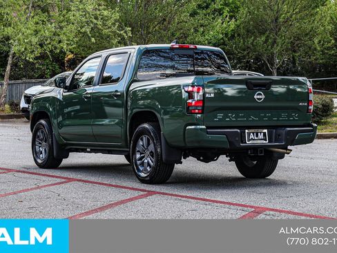 Used 2025 Nissan Frontier SV w/ SV Convenience Package AWD/4WD image 9