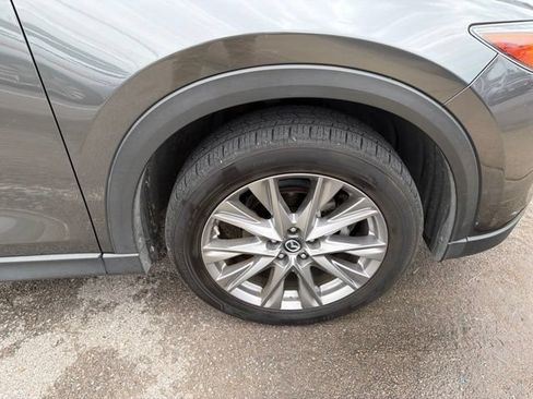 Used 2020 MAZDA CX-5 Touring FWD image 11