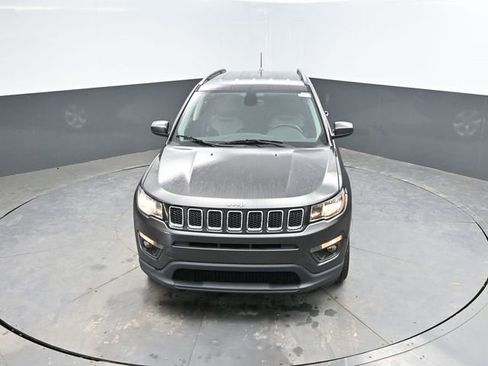 Used 2018 Jeep Compass Latitude image 33