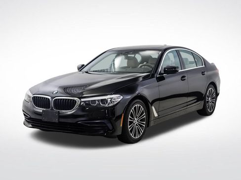 Used 2019 BMW 530i xDrive w/ Convenience Package AWD/4WD image 1