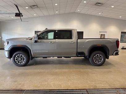 New 2025 GMC Sierra 2500 SLT