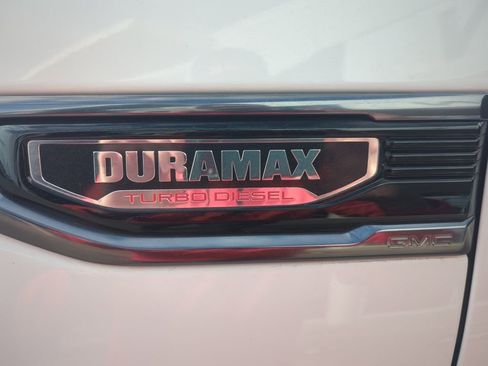 Used 2024 GMC Sierra 1500 AT4 w/ Technology Package image 13