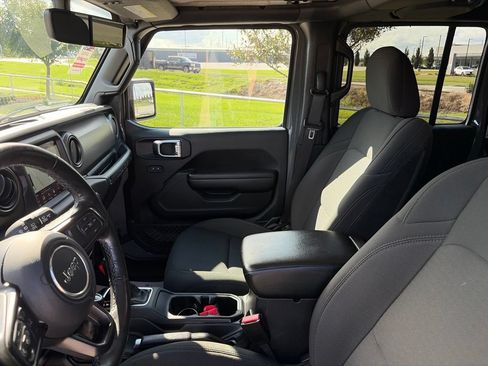 Used 2021 Jeep Wrangler Unlimited Sport AWD/4WD image 40