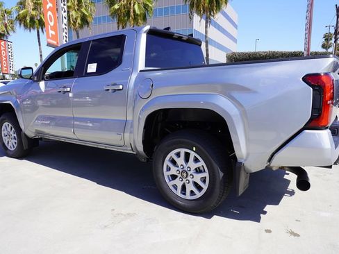 Certified 2026 Toyota Tacoma SR5 RWD image 6