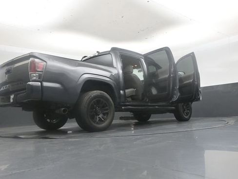 Used 2018 Toyota Tacoma SR w/ SR Convenience Package RWD image 51