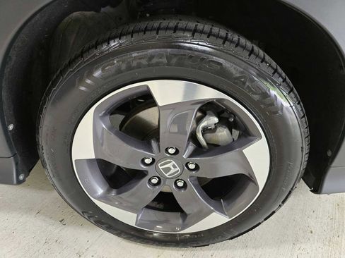 Used 2018 Honda HR-V EX-L image 9