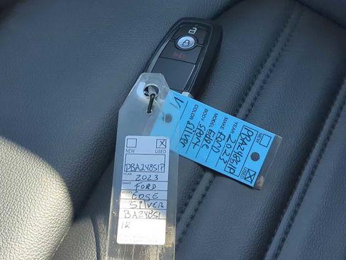 Used 2023 Ford Edge SEL image 34