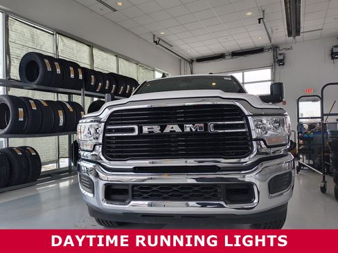 Used 2021 RAM 2500 Big Horn image 30