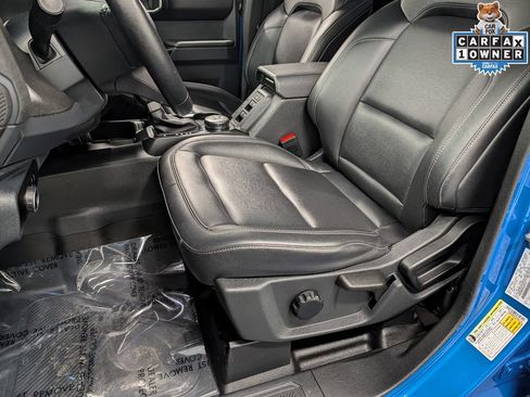 Used 2025 Ford Bronco Badlands AWD/4WD image 13