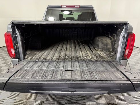 Used 2022 GMC Sierra 1500 SLT image 11
