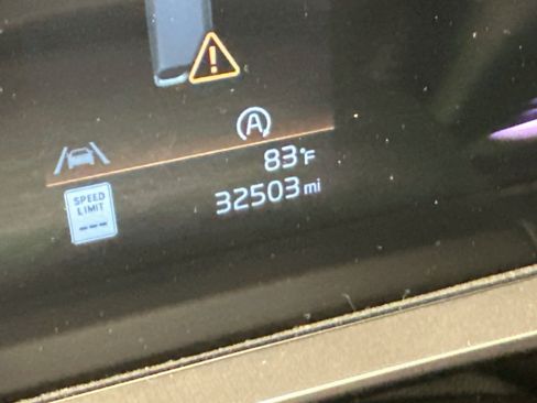 Used 2025 Kia Telluride S AWD/4WD image 19