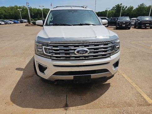 Used 2018 Ford Expedition Limited w/ Equipment Group 302A AWD/4WD image 8