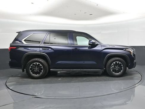 Used 2025 Toyota Sequoia SR5 w/ TRD Off-Road Package AWD/4WD image 2
