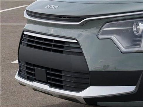 New 2025 Kia Niro EX w/ EX Cold Weather Package image 39