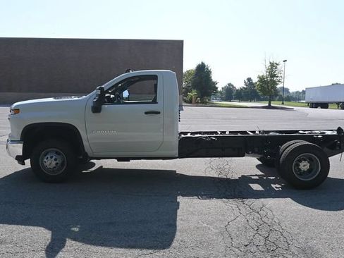 New 2026 Chevrolet Silverado 3500 W/T w/ WT Convenience Package AWD/4WD image 11