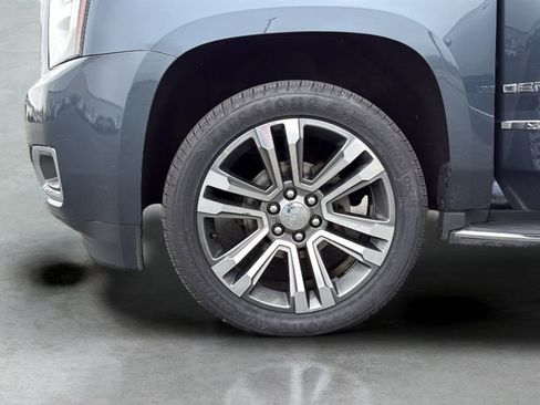 Used 2019 GMC Yukon Denali w/ Enhanced Security Package AWD/4WD image 45