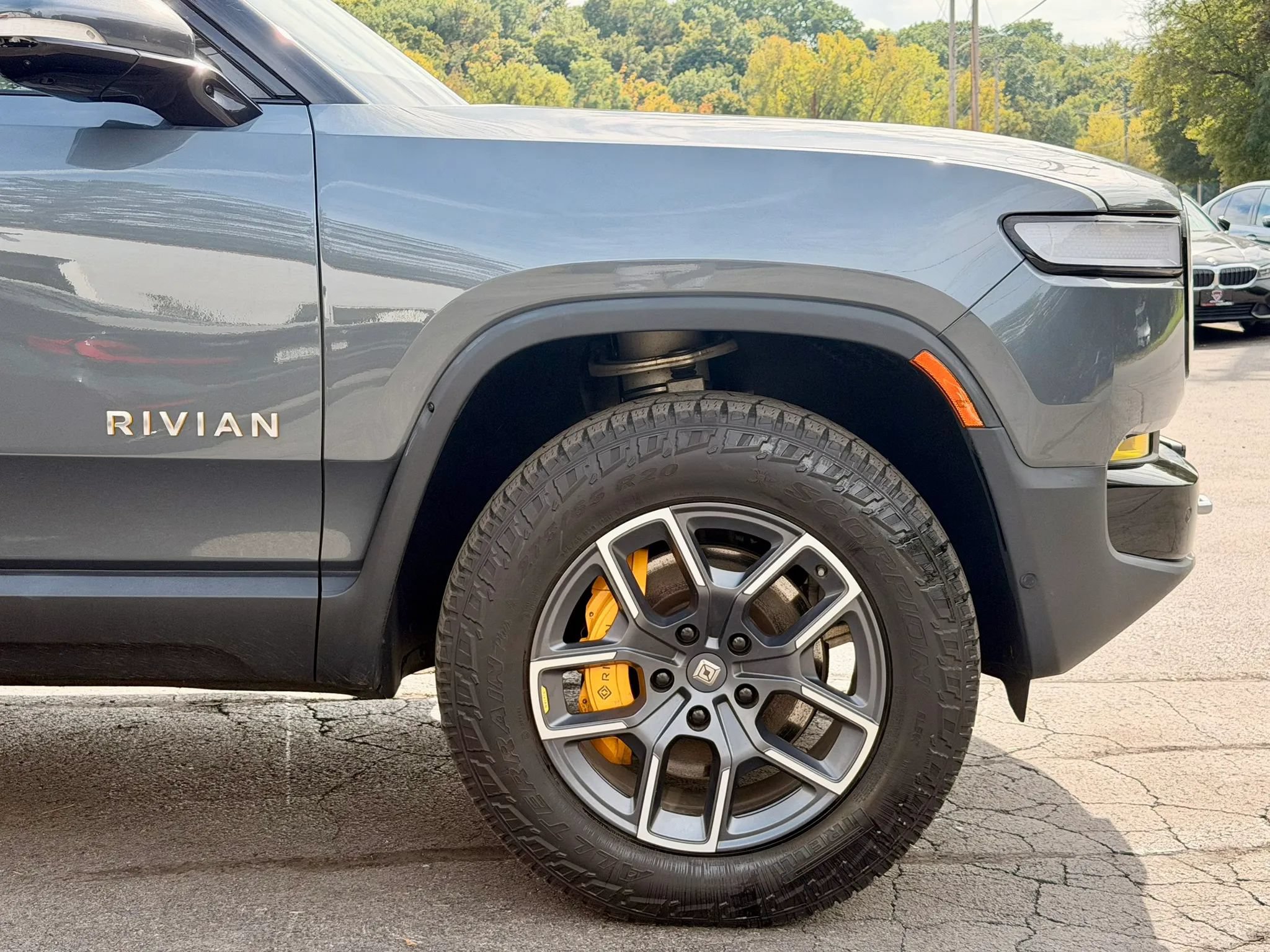 Used 2022 Rivian R1T Adventure AWD/4WD image 10