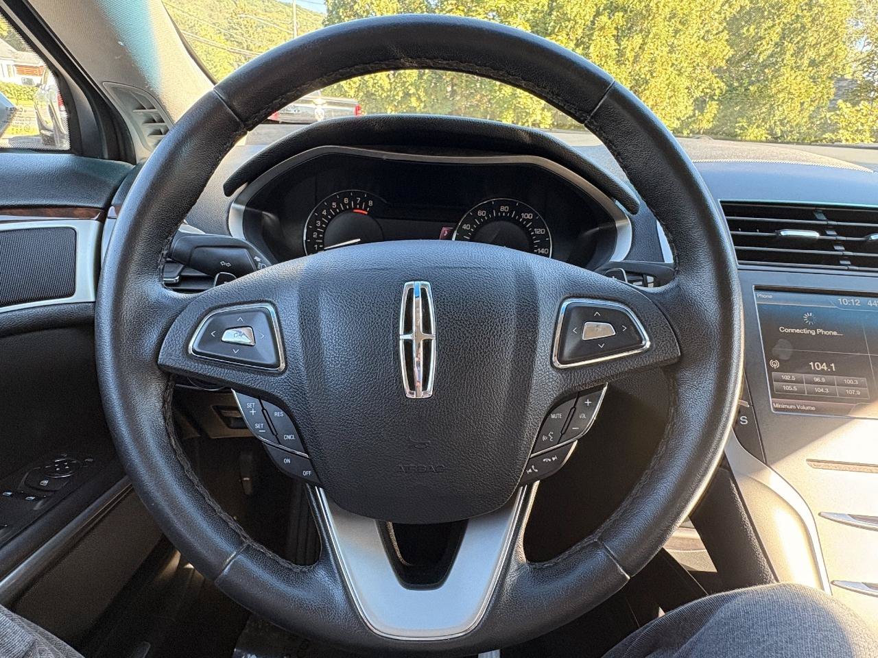 Used 2016 Lincoln MKZ AWD image 14