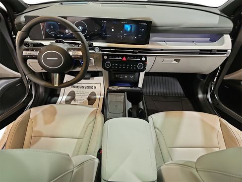 New 2026 Hyundai Tucson Limited image 9