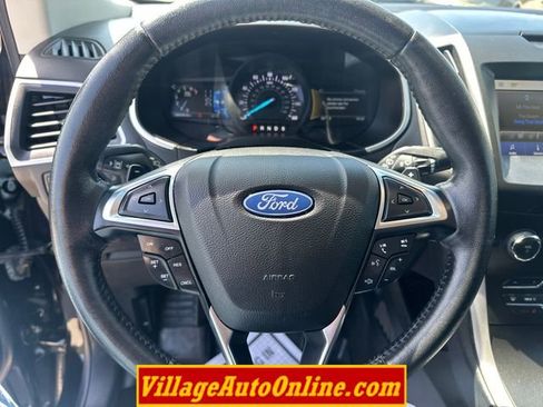 Used 2019 Ford Edge SEL w/ Equipment Group 201A AWD/4WD image 29