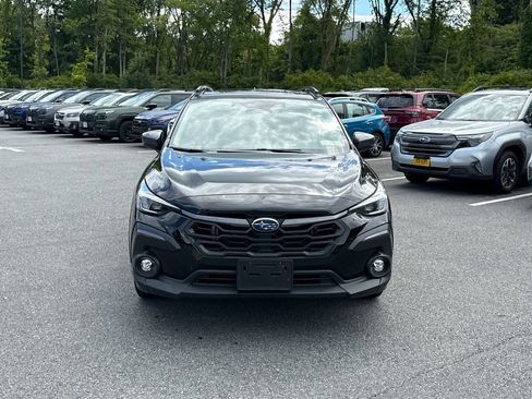 Used 2024 Subaru Crosstrek 2.5i Limited AWD/4WD image 2