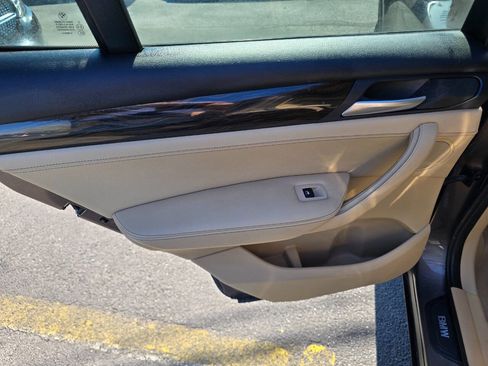 Used 2011 BMW X3 xDrive28i image 23