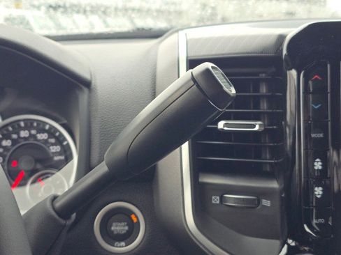 New 2026 RAM 3500 Big Horn AWD/4WD image 33