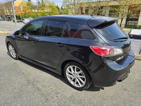 Used 2012 MAZDA MAZDA3 s Touring image 3