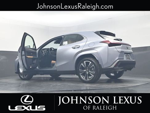 New 2025 Lexus UX 300h FWD image 19