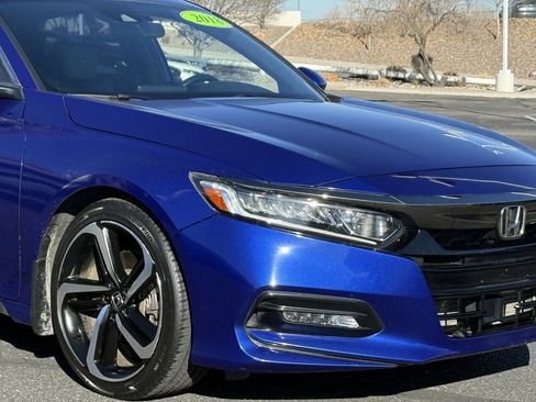 Used 2018 Honda Accord Sport image 2