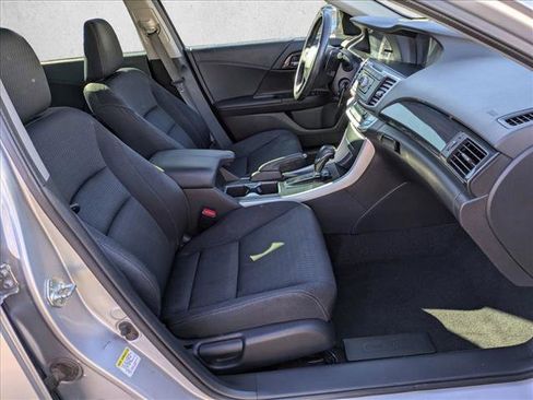 Used 2013 Honda Accord Sport image 19