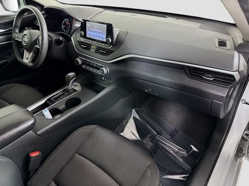 Used 2021 Nissan Altima 2.5 S FWD image 30