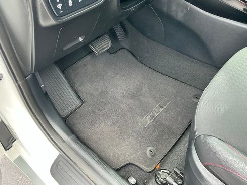 Used 2024 Kia Soul GT-Line w/ GT-Line Technology Package FWD image 22