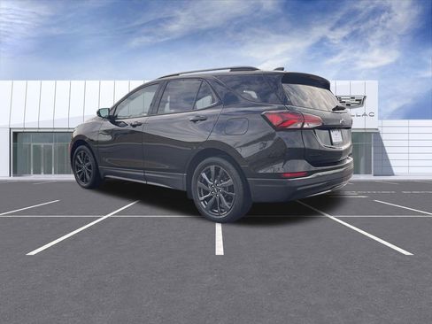 Used 2023 Chevrolet Equinox RS w/ LPO, Cargo Package image 6