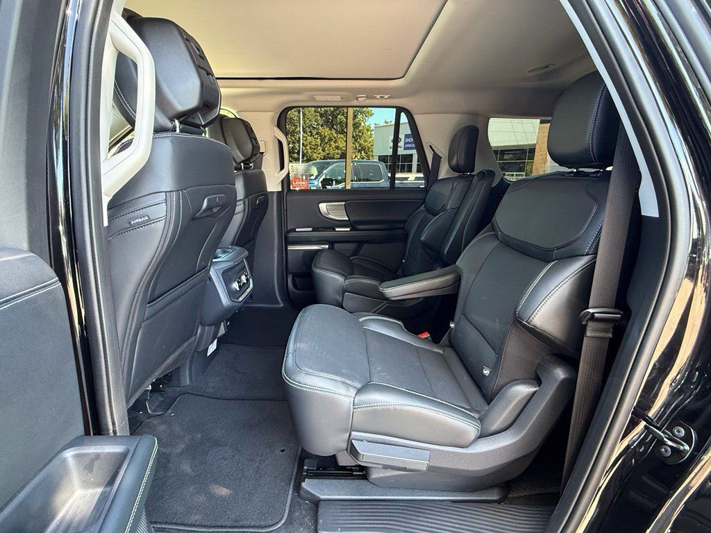 Used 2026 Ford Expedition Max Platinum AWD/4WD image 22